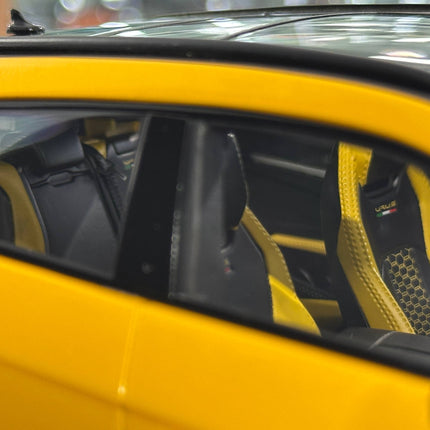 MR Collection Models 1/18 Lamborghini URUS Resin Model Yellow Gold - showroom-quality model replica