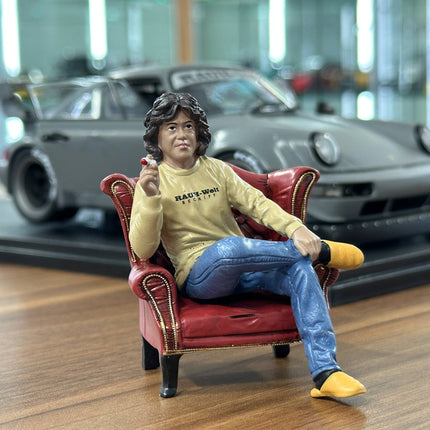 Solido Porsche RWB 2024 1:18 Nardo Grey Diecast Model Car Figure Included - collectible scale model car