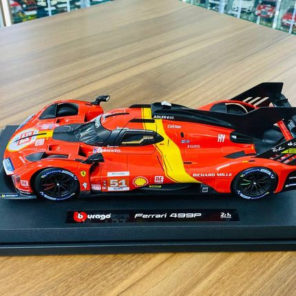 Bburago Ferrari 499P #51 24h Le Mans 1/18 Diecast Model Car Red/Yellow - fine detailed model replica