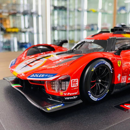 Bburago Ferrari 499P #51 24h Le Mans 1/18 Diecast Model Car Red/Yellow - showroom-quality model replica