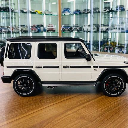 GT Spirit 1:18 Mercedes-Benz G-63 White Resin Model Car - collectible scale model car