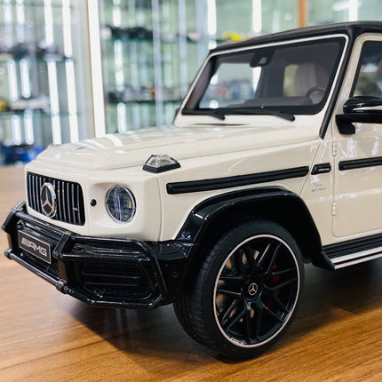GT Spirit 1:18 Mercedes-Benz G-63 White Resin Model Car - scale model for display