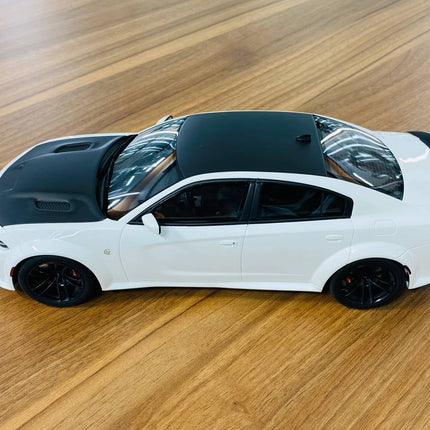 GT Spirit 1/18 Resin Dodge Charger SRT Hellcat White Model Car - scale model for display