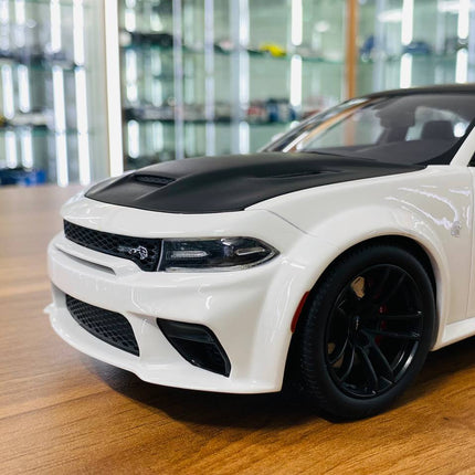 GT Spirit 1/18 Resin Dodge Charger SRT Hellcat White Model Car - detailed die-cast style model