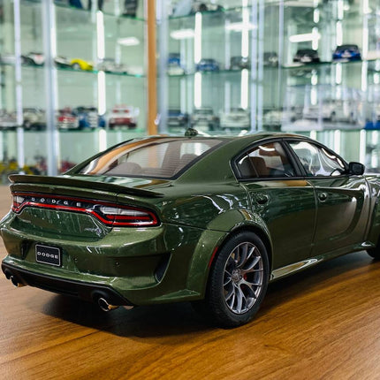 1/18 Resin Dodge Charger SRT Hellcat Wide Body Green GT Spirit Model Car - fine detailed model replica