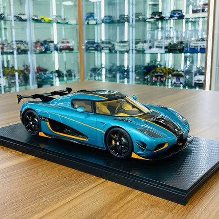GT Spirit Koenigsegg Agera RSR 1/18 Resin Model Not Opening Blue - detailed collector display model