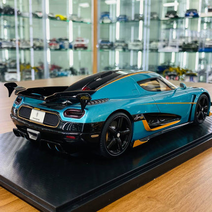 GT Spirit Koenigsegg Agera RSR 1/18 Resin Model Not Opening Blue - fine detailed model replica