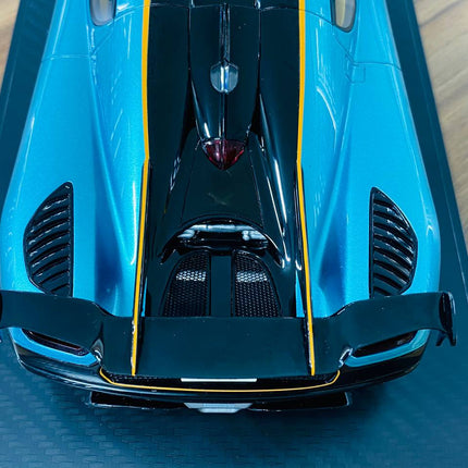 GT Spirit Koenigsegg Agera RSR 1/18 Resin Model Not Opening Blue - detailed die-cast style model