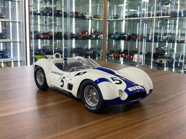 Minichamps Maserati Tipo 61 Birdcage #5 1960 1:12 White/Blue Diecast Model - detailed collector display model