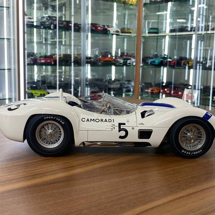 Minichamps Maserati Tipo 61 Birdcage #5 1960 1:12 White/Blue Diecast Model - collectible scale model car