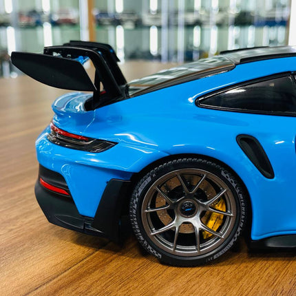 Minichamps 1/18 Porsche 911 GT3 RS 2024 Blue Diecast Model - scale model for display