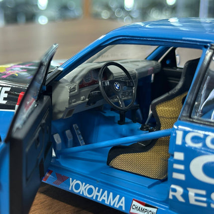 Solido BMW M3 E30 BTCC 1991 W.HOY #11 Racing Decal Blue 1:18 Diecast Model - scale model for display