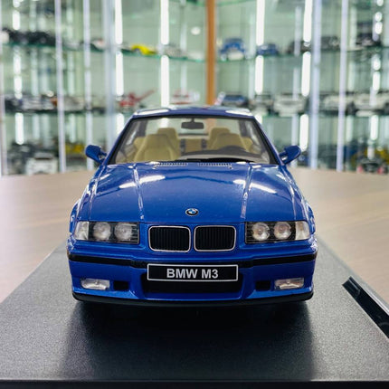 1/18 Diecast Solido BMW M3 E36 Coupe 1990 Blue (Doors Opening) - studio product photo of the scale model