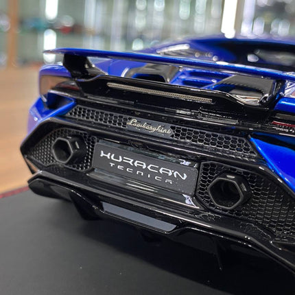 MR Collection 1:18 Lamborghini Huracan Tecnica Blue Nethuns Limited Edition 49 Pcs - scale model for display