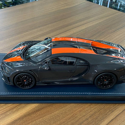 MR Collection Models Bugatti Chiron Super Sport Resin 1:18 Carbon/Orange Line - premium collector scale model