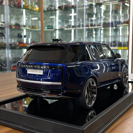 MotorHelix Range Rover Autobiography 2022 1:18 Resin Constellation Blue Ltd 99 - fine detailed model replica