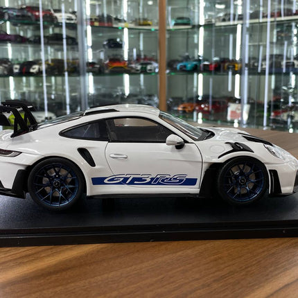 1/18 Diecast Porsche 911 (992) GT3 RS 2024 in White / blue by Solido - collectible scale model car