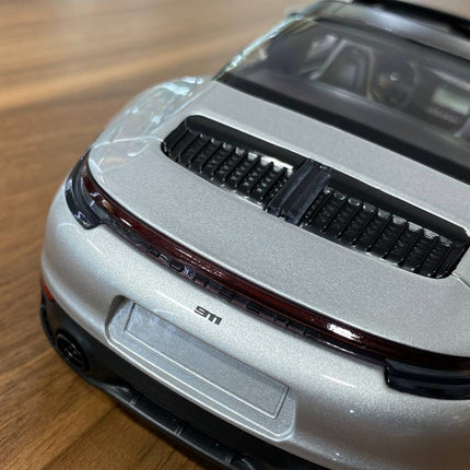 Minichamps Porsche 911 Targa 4 GTS 1:18 Diecast Model GT Silver - showroom-quality model replica
