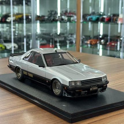 Ignition Model 1:18 Nissan Skyline GT-R 2000 RS-Turbo R30 Silver/Black Resin Model - detailed collector display model