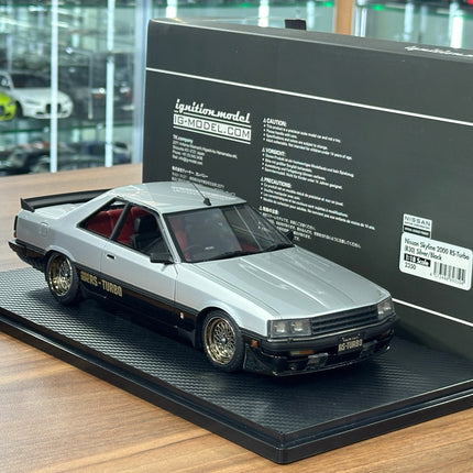 Ignition Model 1:18 Nissan Skyline GT-R 2000 RS-Turbo R30 Silver/Black Resin Model - detailed model car replica