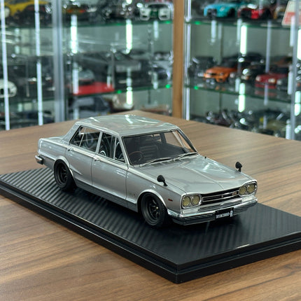 Ignition Model 1:18 Nissan Skyline 2000 GT-R PGC10 Silver Resin Diecast Model - detailed collector display model