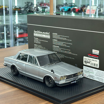 Ignition Model 1:18 Nissan Skyline 2000 GT-R PGC10 Silver Resin Diecast Model - collector display piece