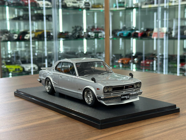 Ignition Model Nissan Skyline 2000 GT-R KPGC10 1:18 Resin Silver - detailed collector display model
