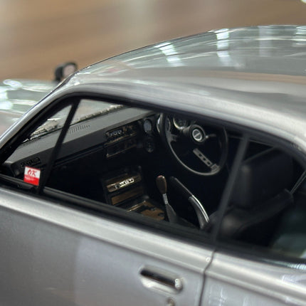 Ignition Model Nissan Skyline 2000 GT-R KPGC10 1:18 Resin Silver - scale model collectible piece