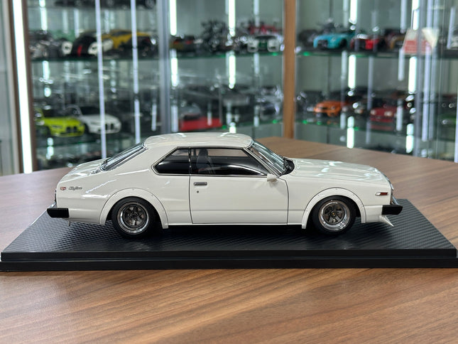 Ignition Model 1:18 Nissan Skyline 2000 GT-ES C210 White Resin Model - studio product photo of the scale model