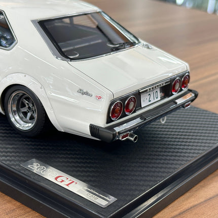 Ignition Model 1:18 Nissan Skyline 2000 GT-ES C210 White Resin Model - premium collector scale model