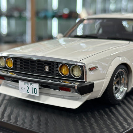 Ignition Model 1:18 Nissan Skyline 2000 GT-ES C210 White Resin Model - collector edition scale model