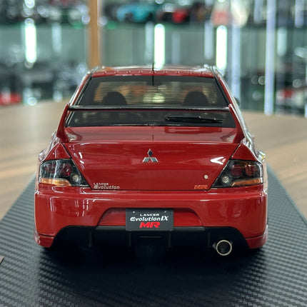 Ignition Model Mitsubishi Lancer Evolution IX MR 1/18 Resin Red - fine detailed model replica