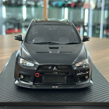 Ignition Model 1:18 Resin Mitsubishi Lancer Evolution X CZ4A Matte Black - studio product photo of the scale model