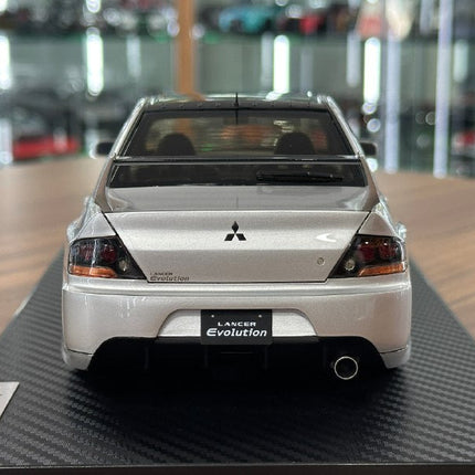 Ignition Model 1:18 Resin Mitsubishi Lancer Evolution IX CT9A Silver - premium collector scale model