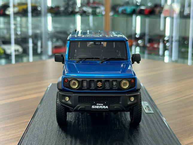 Ignition Model Suzuki Jimny Sierra JC JB74W 1:18 Resin Model Brisk Blue Metallic - studio product photo of the scale model