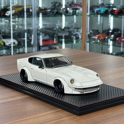 Ignition Model 1:18 Nissan LB-WORKS Fairlady Z S30 F31 White Resin - detailed collector display model