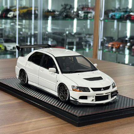 Ignition Model 1:18 Resin Mitsubishi Lancer Evolution IX CT9A White - detailed collector display model