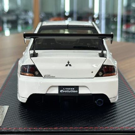 Ignition Model 1:18 Resin Mitsubishi Lancer Evolution IX CT9A White - premium collector scale model