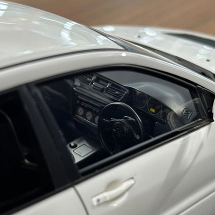 Ignition Model 1:18 Resin Mitsubishi Lancer Evolution IX CT9A White - showroom-quality model replica