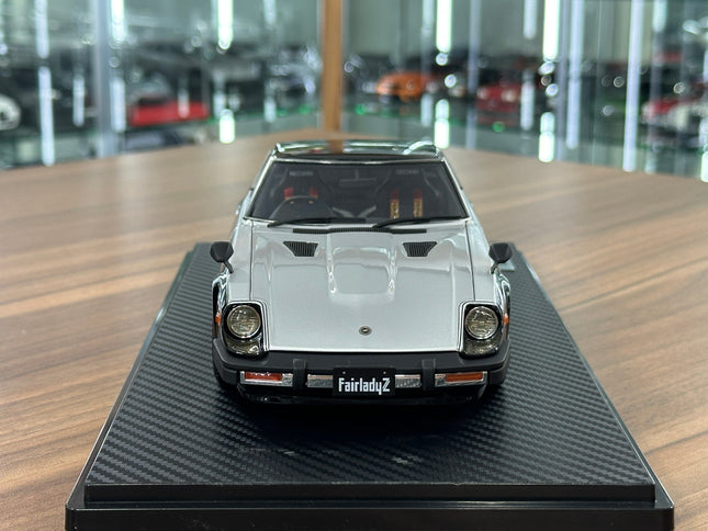 Ignition Model 1:18 Nissan Fairlady Z S130 Resin Model Black/Silver - studio product photo of the scale model