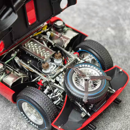 CMC Ferrari 250 LM 1:18 Diecast Model Car - collector-grade scale model