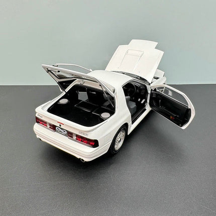 Whelart Mazda RX-7 FC3S White Unlimited Edition 1:18 Diecast Model Car - detailed die-cast style model