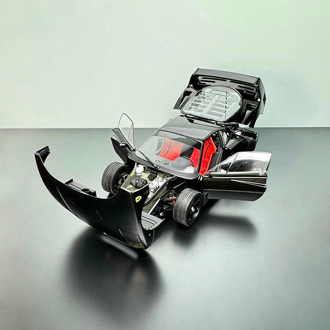 Kyosho Ferrari F40 1987 Black 1:18 Diecast Model Car - studio product photo of the scale model