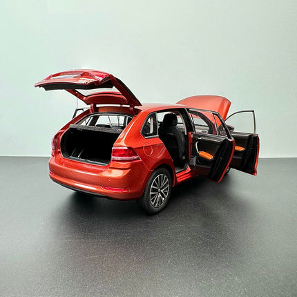 YX Car Model SAIC Volkswagen Gran Santana Orange 1:18 Diecast Model Car - collector edition scale model