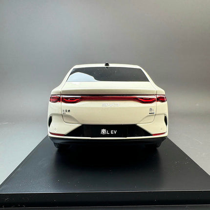 OEM BYD Qin L EV White 1:18 Diecast Model Car - premium collector scale model