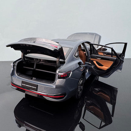 YX Car Model Volkswagen Magotan B9 Gray 1:18 Diecast Model Car - fine detailed model replica