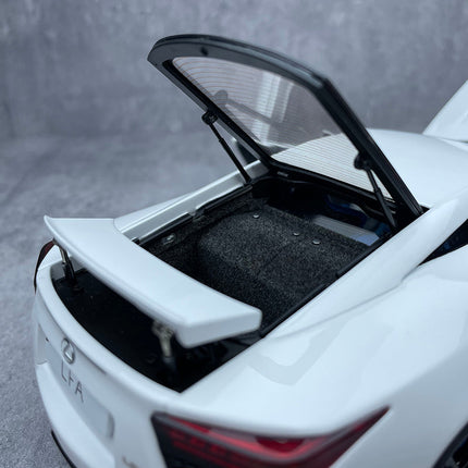 Lexus LFA Pop-Up Spoiler Edition 1:18 Diecast Model Car - scale model for display