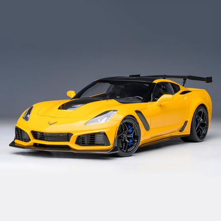 https://www.yxcarmodel.com/cdn/shop/files/71278.jpg?v=1726106359&width=1445