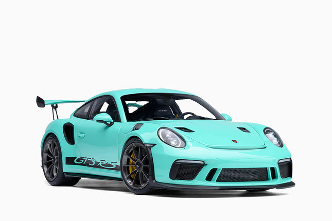 https://www.mydiecastcars.com/wp-content/uploads/2026/05/78181w-scaled-1.jpg