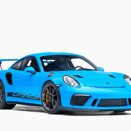 https://www.mydiecastcars.com/wp-content/uploads/2026/05/78182w-scaled-1.jpg